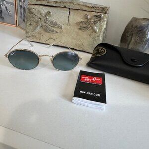 Ray-Ban Oval Women's Sunglasses